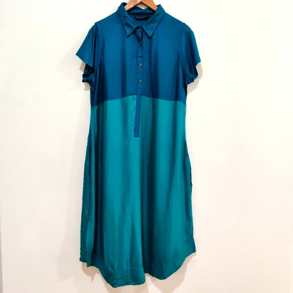 Avaasa Other - (NWOT) Kurti Top
